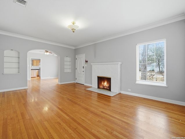 336 North, San Antonio, TX 78201