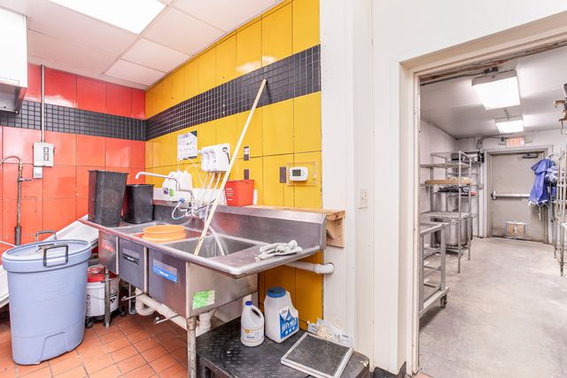 921 Monmouth Street, Newport, KY 41071