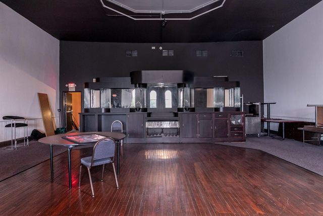 921 Monmouth Street, Newport, KY 41071