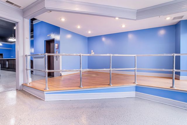 921 Monmouth Street, Newport, KY 41071