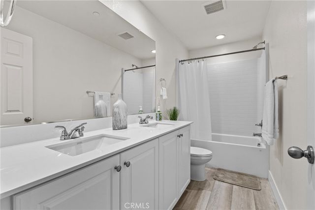 30342 Singer Lane, Menifee, CA 92584