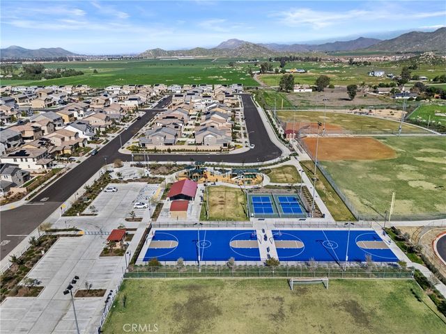 30342 Singer Lane, Menifee, CA 92584