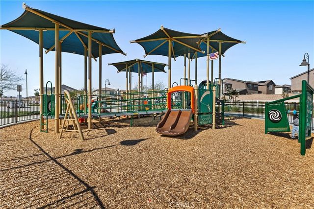 30342 Singer Lane, Menifee, CA 92584