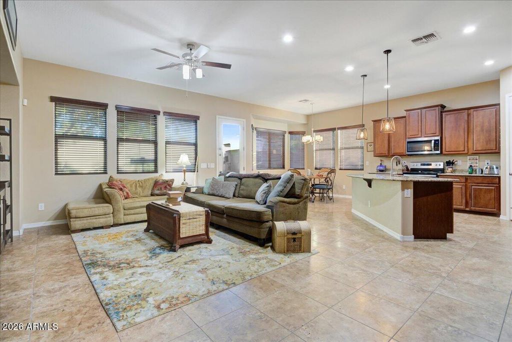 18025 W CASSIA Way, Goodyear, AZ 85338 — photo 2