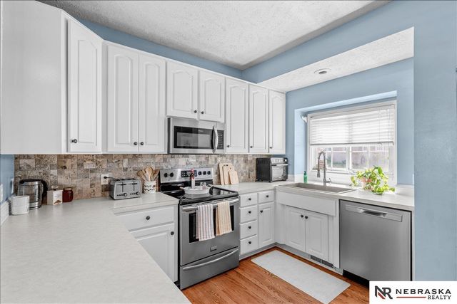 13601 S 33rd Street, Bellevue, NE 68123