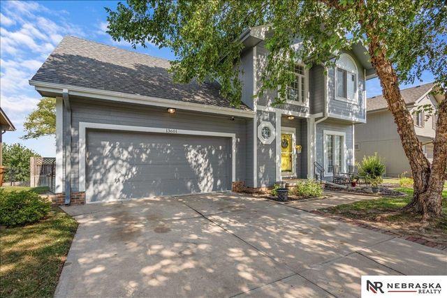 13601 S 33rd Street, Bellevue, NE 68123