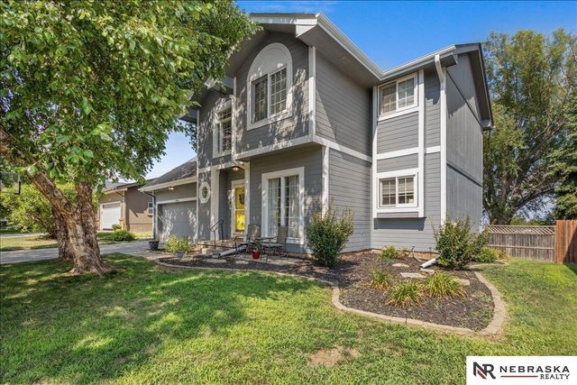 13601 S 33rd Street, Bellevue, NE 68123