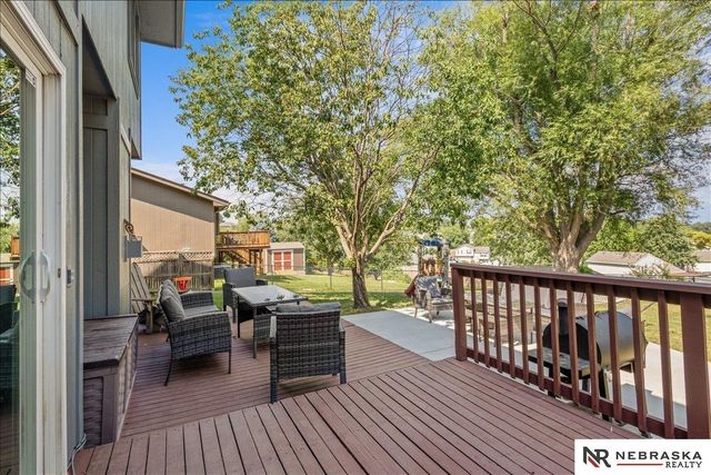 13601 S 33rd Street, Bellevue, NE 68123