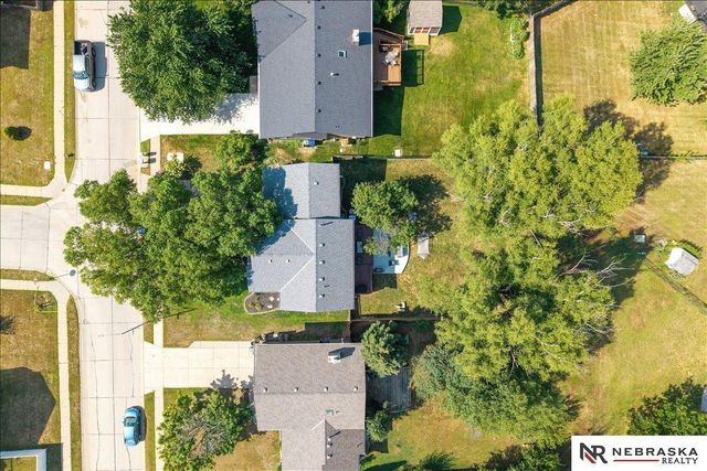 13601 S 33rd Street, Bellevue, NE 68123