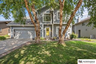 13601 S 33rd Street, Bellevue, NE 68123