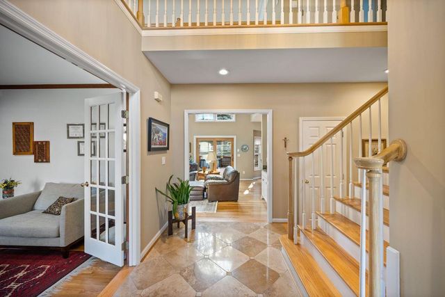 1199 Devou Woods Drive, Covington, KY 41011