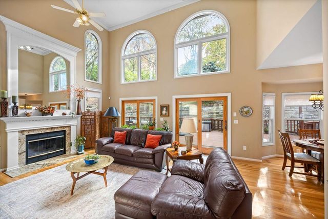 1199 Devou Woods Drive, Covington, KY 41011