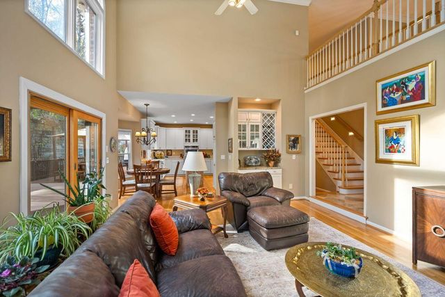 1199 Devou Woods Drive, Covington, KY 41011