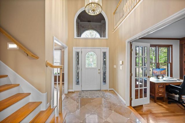 1199 Devou Woods Drive, Covington, KY 41011