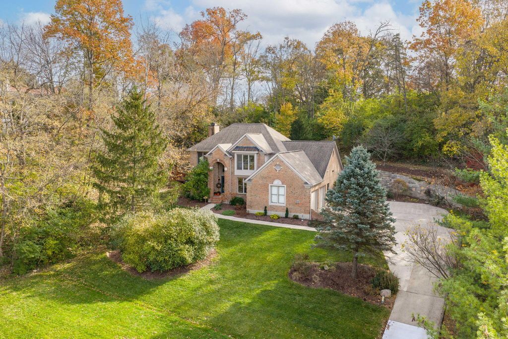 1199 Devou Woods Drive, Covington, KY 41011