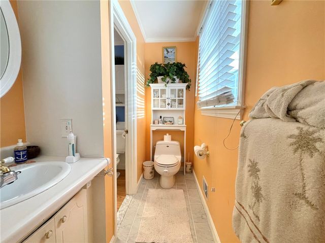 235 Kearns Avenue, Tiverton, RI 02878