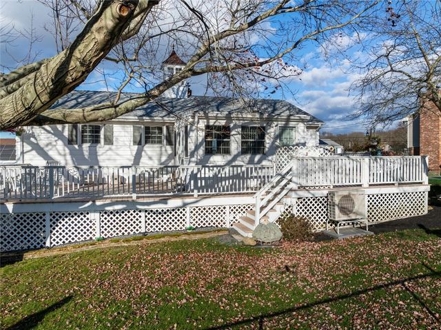 235 Kearns Avenue, Tiverton, RI 02878