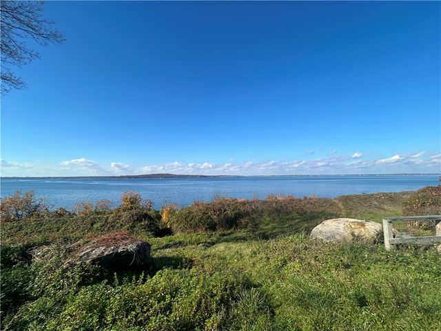 235 Kearns Avenue, Tiverton, RI 02878