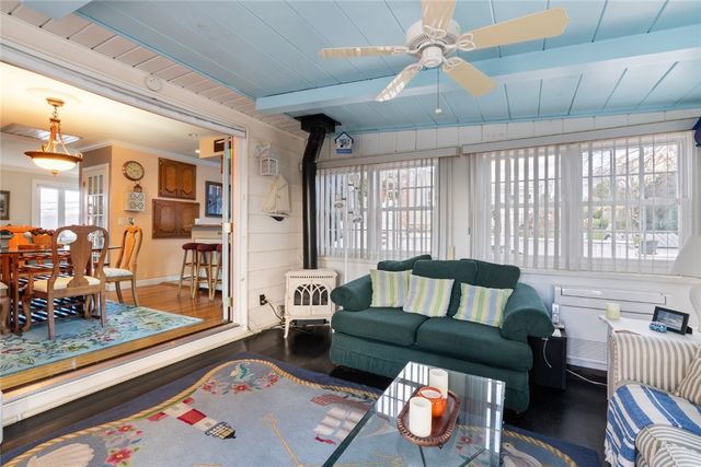 235 Kearns Avenue, Tiverton, RI 02878