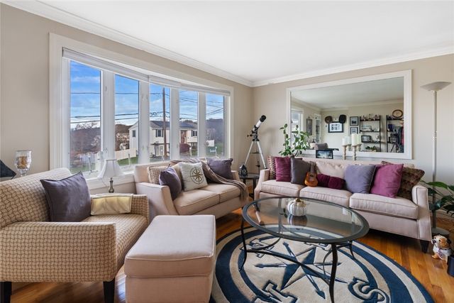 235 Kearns Avenue, Tiverton, RI 02878