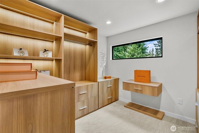 10823 SE 12th Street, Bellevue, WA 98004