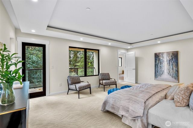 10823 SE 12th Street, Bellevue, WA 98004