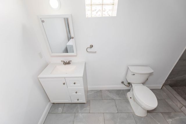 5214 Oliver Avenue N, Minneapolis, MN 55430