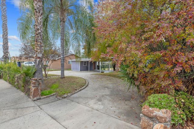 349 N Lemona Street, Woodlake, CA 93286