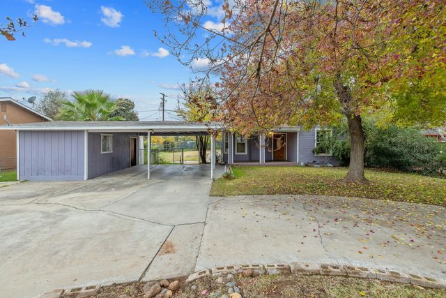 349 N Lemona Street, Woodlake, CA 93286