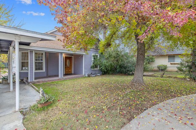 349 N Lemona Street, Woodlake, CA 93286