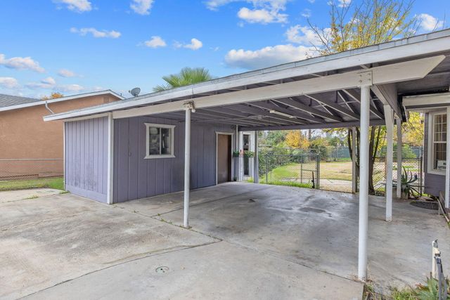 349 N Lemona Street, Woodlake, CA 93286