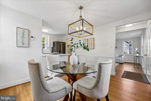 4504 GLADWYNE DR, Bethesda, MD 20814
