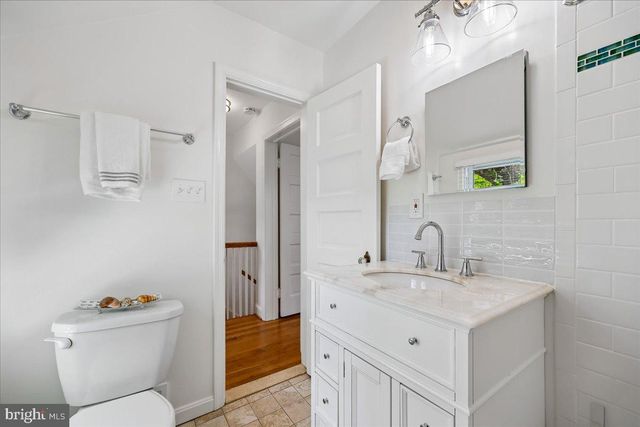 4504 GLADWYNE DR, Bethesda, MD 20814