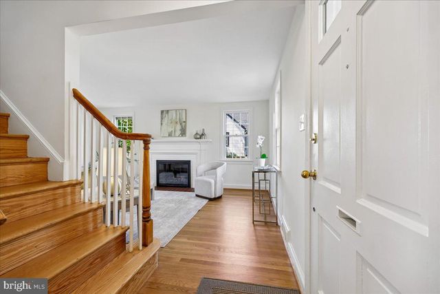 4504 GLADWYNE DR, Bethesda, MD 20814