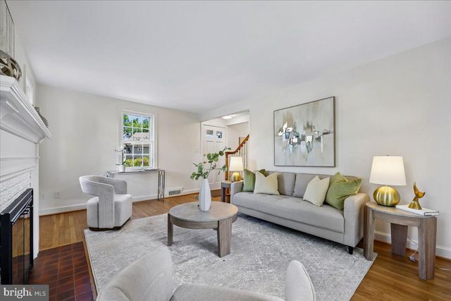 4504 GLADWYNE DR, Bethesda, MD 20814