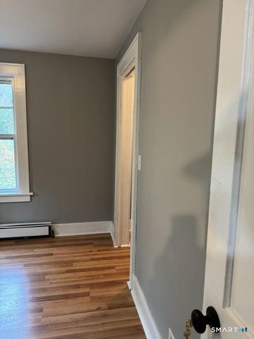 7579 Main Street, Stratford, CT 06614