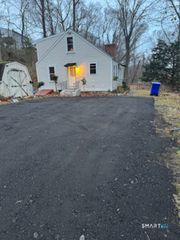 7579 Main Street, Stratford, CT 06614