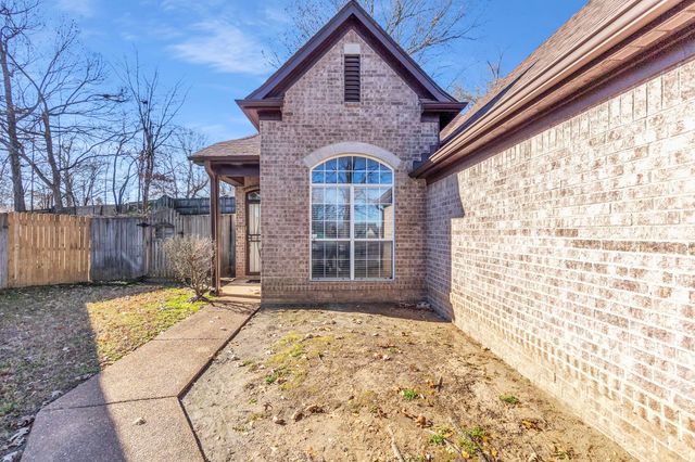 9695 JAVA CV, Memphis, TN 38002