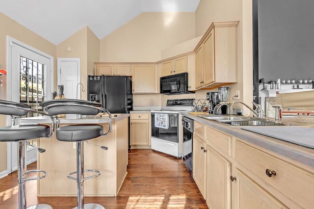 9695 JAVA CV, Memphis, TN 38002