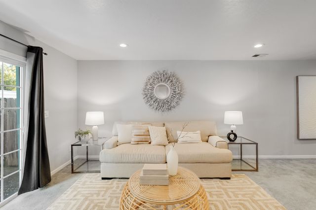 3905 Clayton Rd 37, Concord, CA 94521