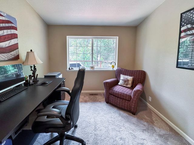 6152 Hillcrest Ct, Foresthill, CA 95631