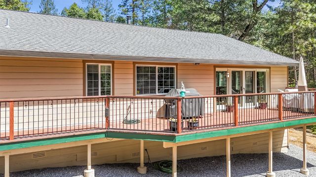 6152 Hillcrest Ct, Foresthill, CA 95631