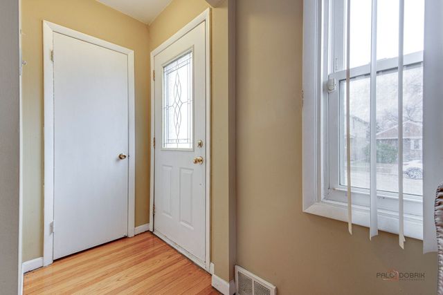 4026 Clarence Avenue, Stickney, IL 60402