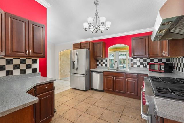 1636 NE Darlich Avenue, Jensen Beach, FL 34957
