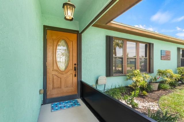 1636 NE Darlich Avenue, Jensen Beach, FL 34957