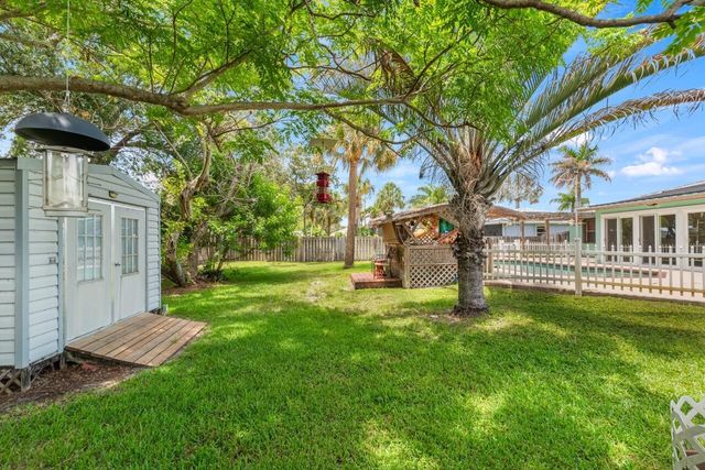 1636 NE Darlich Avenue, Jensen Beach, FL 34957