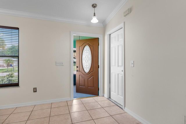 1636 NE Darlich Avenue, Jensen Beach, FL 34957