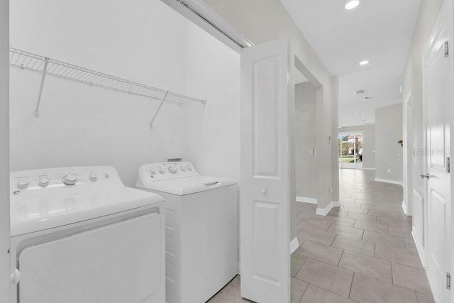 1051 QUAKER RIDGE LANE, Davenport, FL 33896