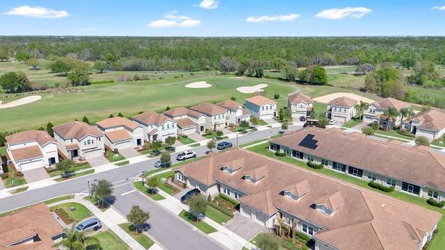 1051 QUAKER RIDGE LANE, Davenport, FL 33896