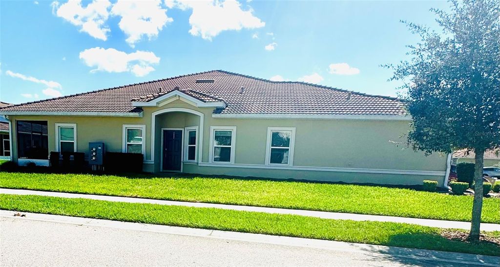 1051 QUAKER RIDGE LANE, Davenport, FL 33896